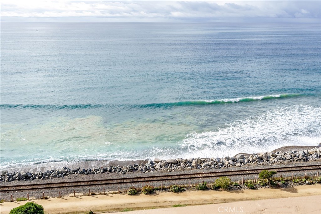 1507 Buena Vista, San Clemente CA 92672 - photo 9