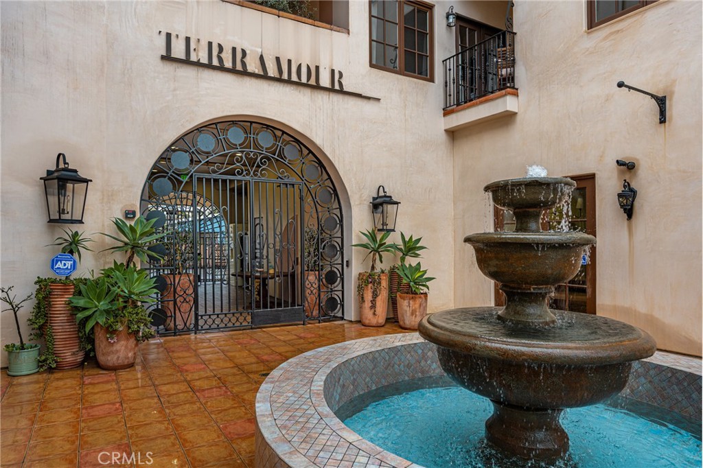 Beautiful Spanish inspired architecture - 1520 N El Camino Real 10, San Clemente CA 92672 - photo 2