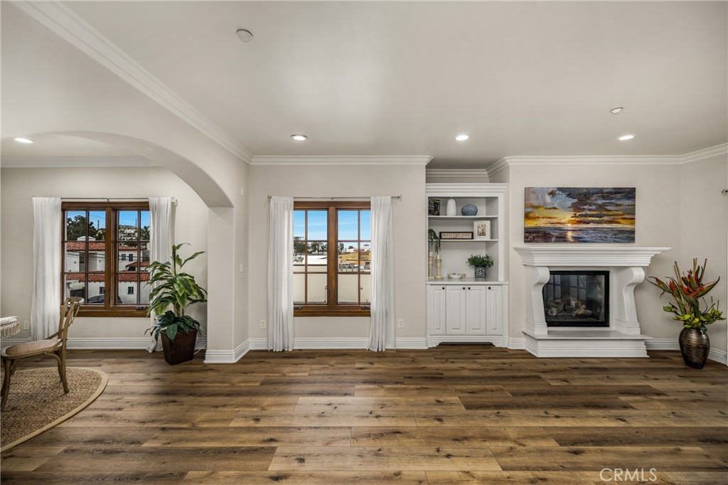 West facing windows with pee-a-boo ocean view - 1520 N El Camino Real 10, San Clemente CA 92672 - photo 7