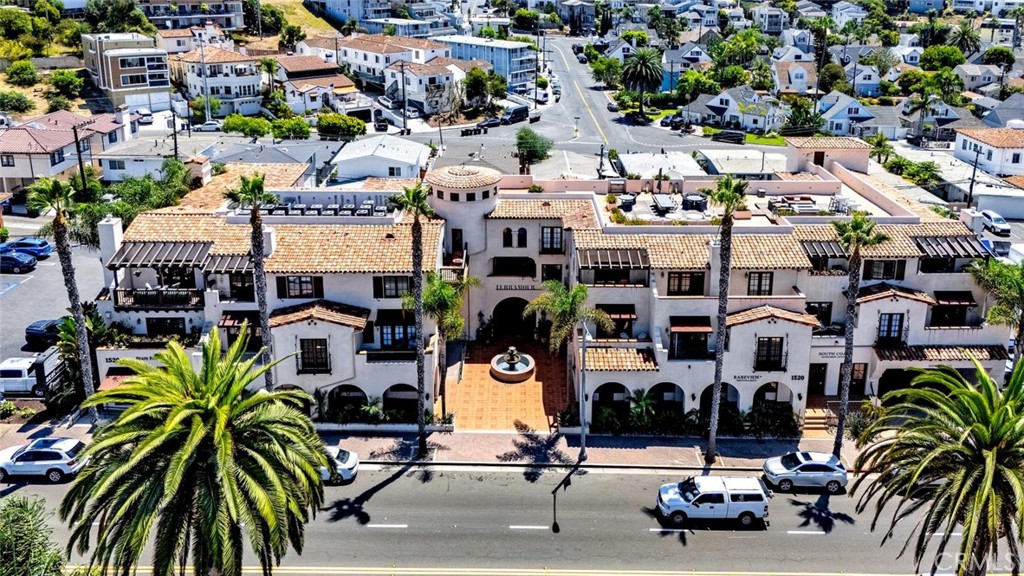 Beautifully designed building and professionally maintained - 1520 N El Camino Real 26, San Clemente CA 92672 - photo 3