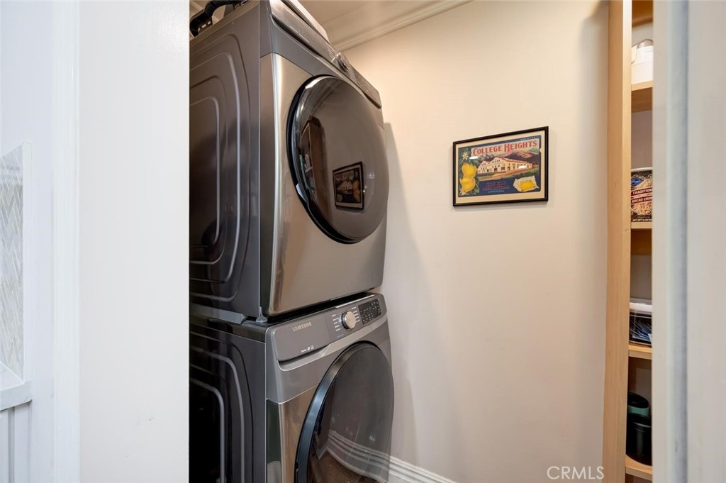 Laundry area adjacent the kitchen and walk in pantry - 1520 N El Camino Real 26, San Clemente CA 92672 - photo 21