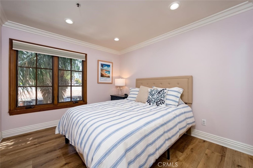 En suite bedroom - 1520 N El Camino Real 26, San Clemente CA 92672 - photo 29
