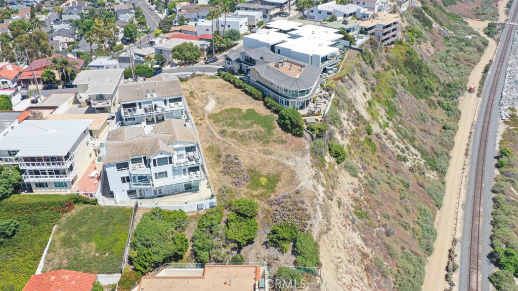 1527 Buena Vista, San Clemente CA 92672 - photo 12