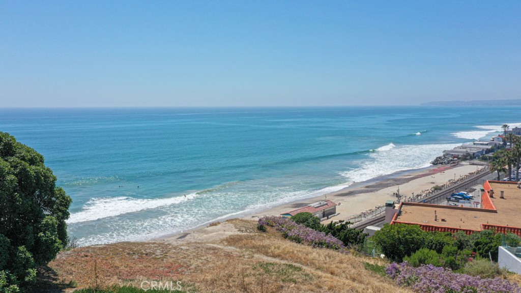 1527 Buena Vista, San Clemente CA 92672 - photo 20