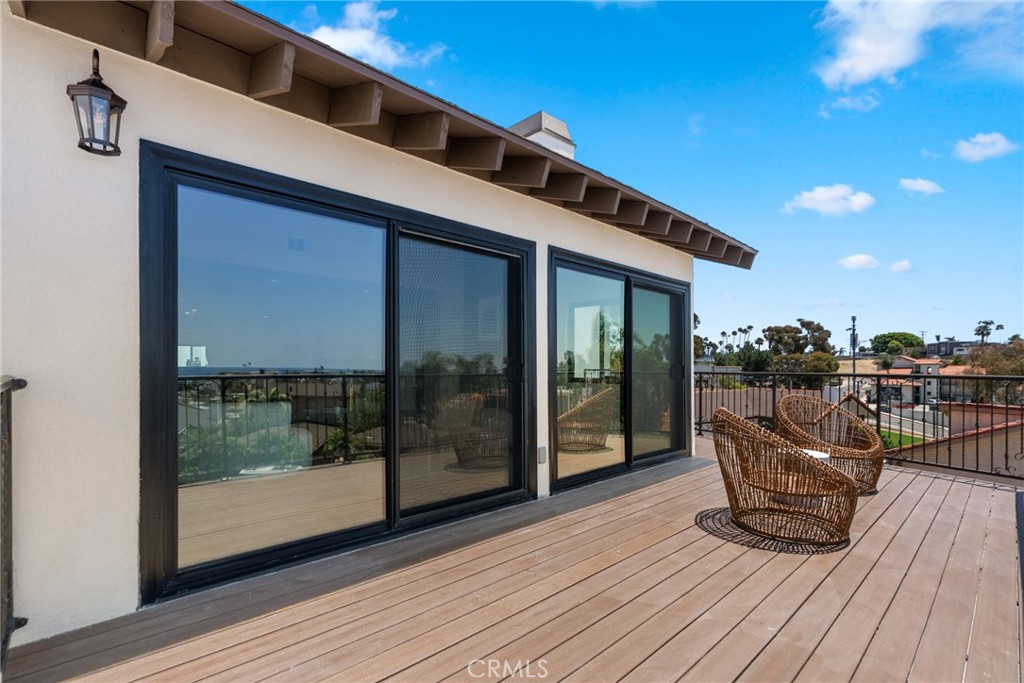 153 Calle Redondel, San Clemente CA 92672 - photo 7
