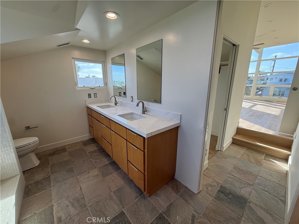 Primary Bath - 159 W Avenida Alessandro, San Clemente CA 92672 - photo 11