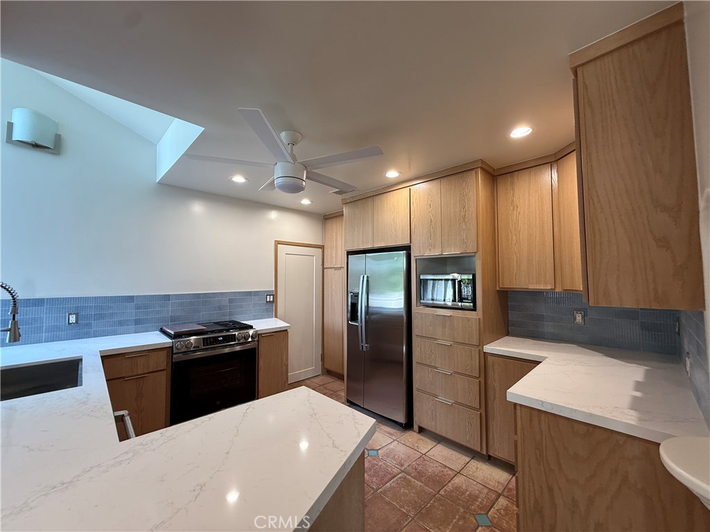159 W Avenida Alessandro, San Clemente CA 92672 - photo 25