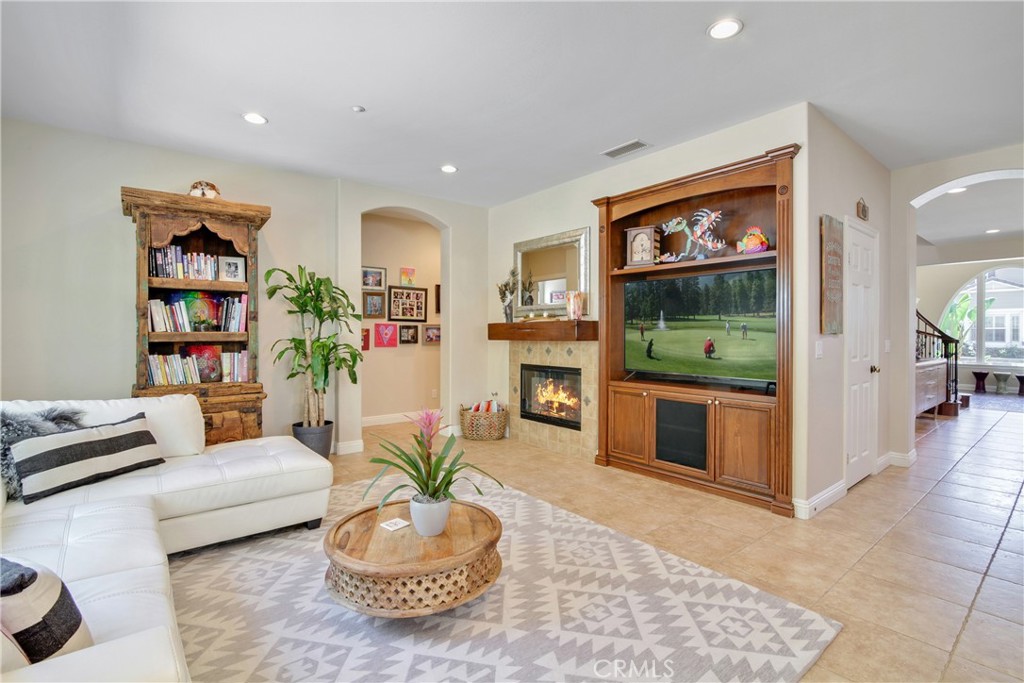 1609 Vista Luna, San Clemente CA 92673 - photo 4