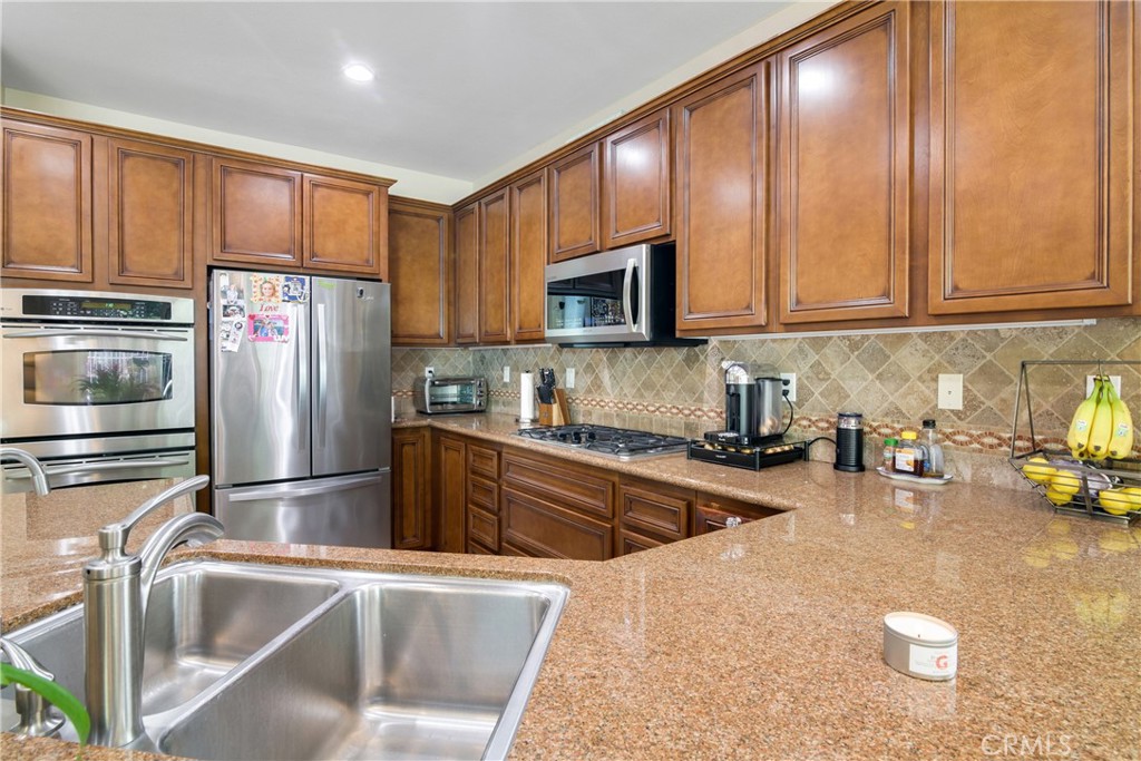 1609 Vista Luna, San Clemente CA 92673 - photo 5