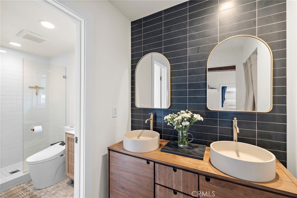 Primary bathroom - 166 Avenida Santa Margarita, San Clemente CA 92672 - photo 15