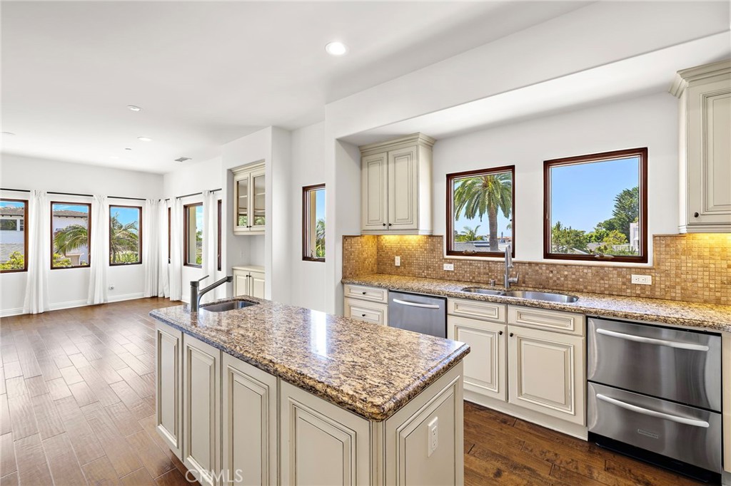 1699 Calle De Los Alamos, San Clemente CA 92672 - photo 36