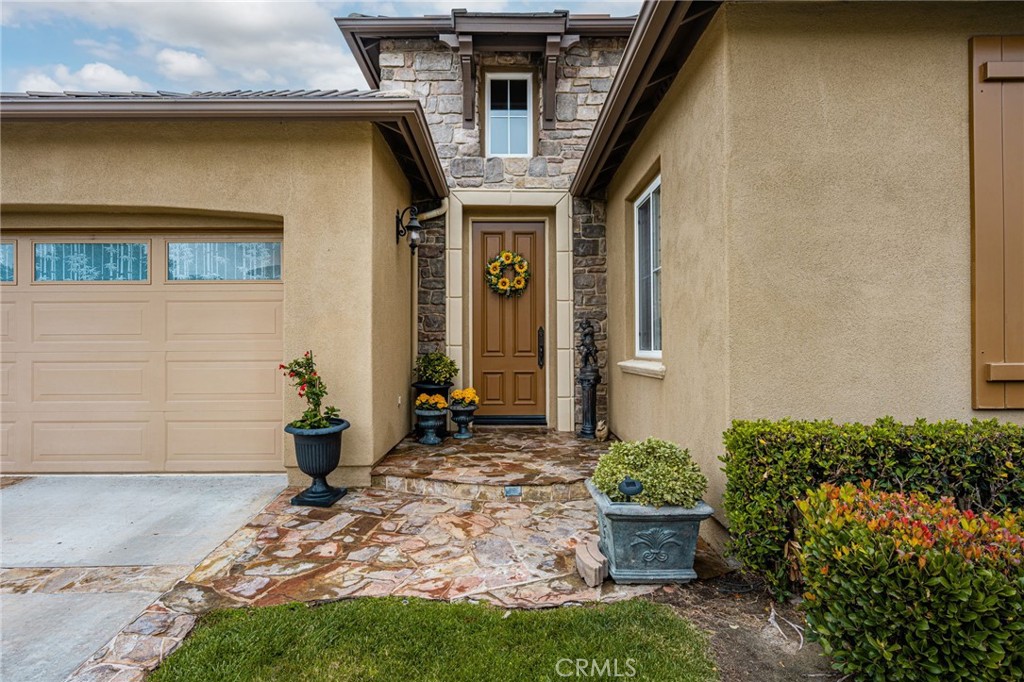 Largest Floorplan in The Gallery - 17 Corte Rivera, San Clemente CA 92673 - photo 2