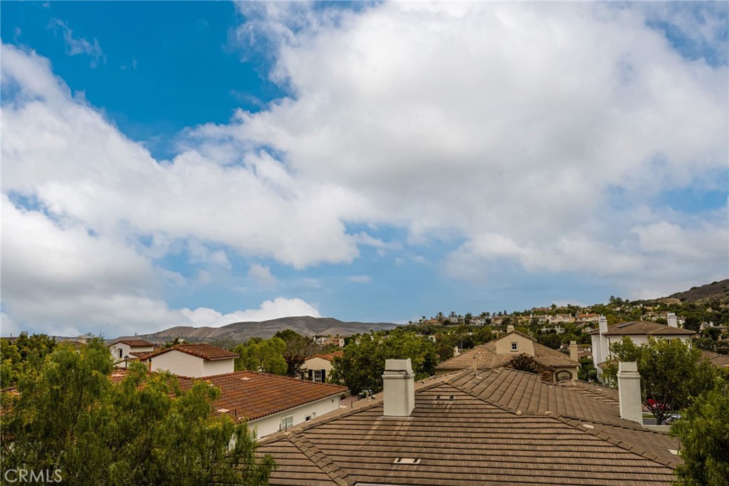 Beautiful Views - 17 Corte Rivera, San Clemente CA 92673 - photo 4