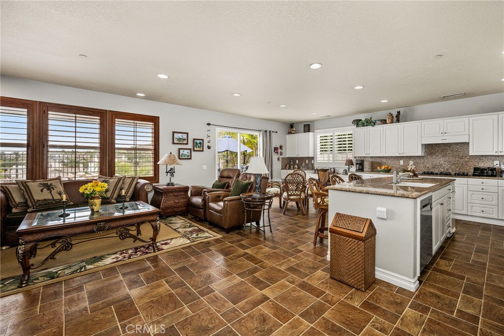 Great Room - 17 Corte Rivera, San Clemente CA 92673 - photo 22