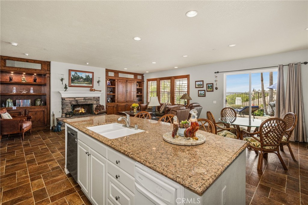 Kitchen - 17 Corte Rivera, San Clemente CA 92673 - photo 24