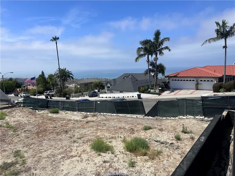 1701 Avenida Salvador, San Clemente