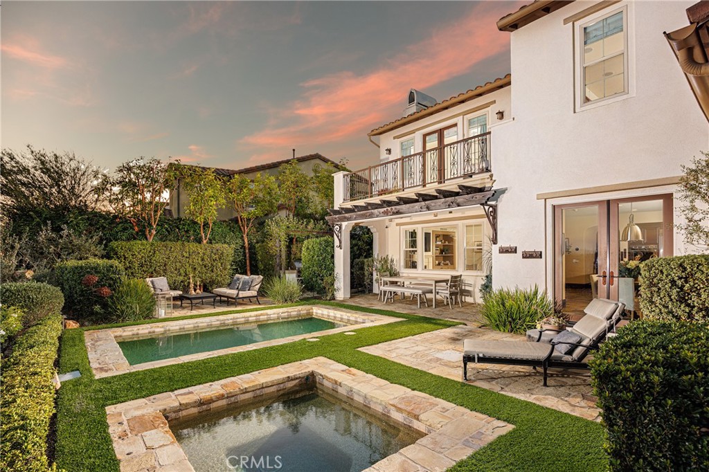 Spa and pool at dusk - 18 Via Alcamo, San Clemente CA 92673 - photo 2