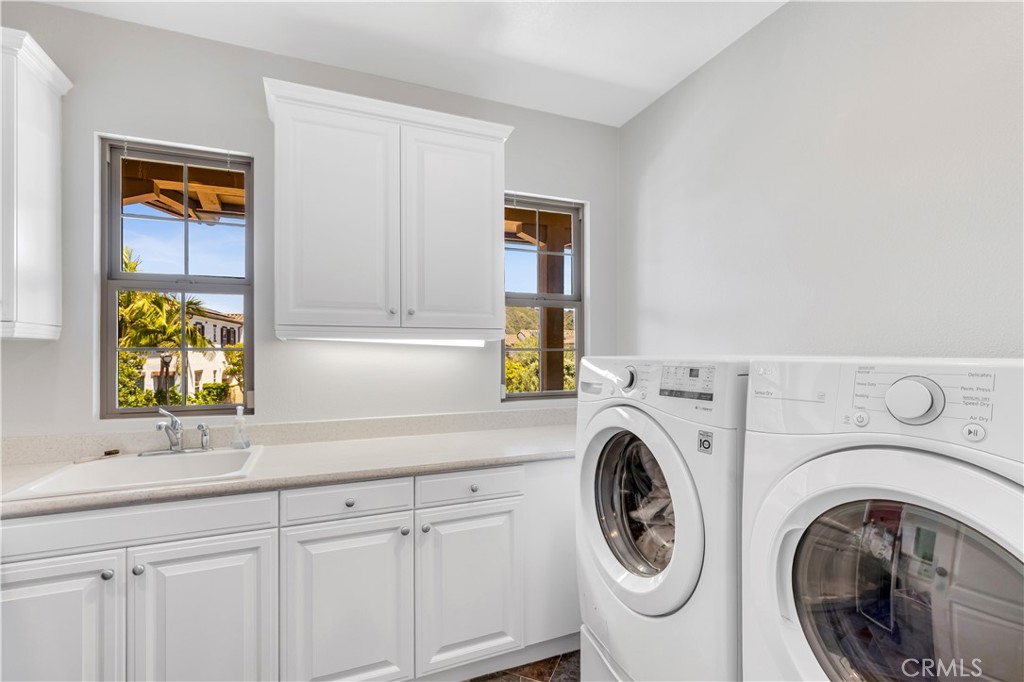 Upstairs laundry! - 19 Via Nerisa, San Clemente CA 92673 - photo 48