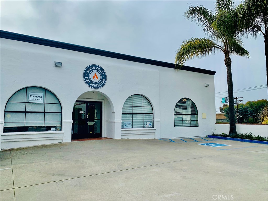 1908 S El Camino Real H, San Clemente CA 92672 - photo 2