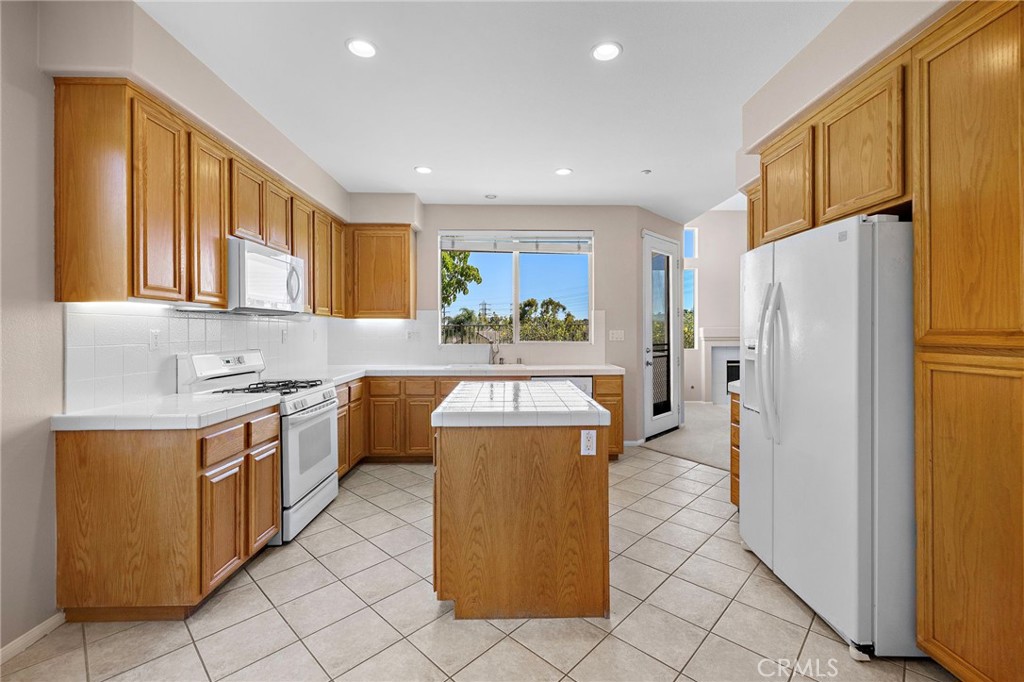 20 Corte Pasillo, San Clemente CA 92673 - photo 9