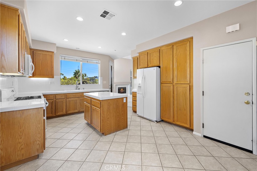 20 Corte Pasillo, San Clemente CA 92673 - photo 13
