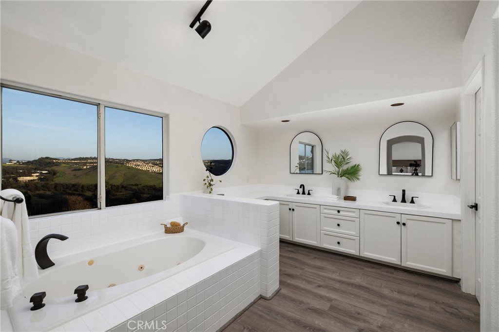 2000 Corte Cardelina, San Clemente CA 92673 - photo 24