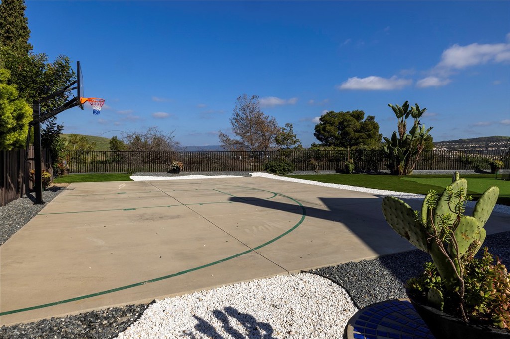 2000 Corte Cardelina, San Clemente CA 92673 - photo 35