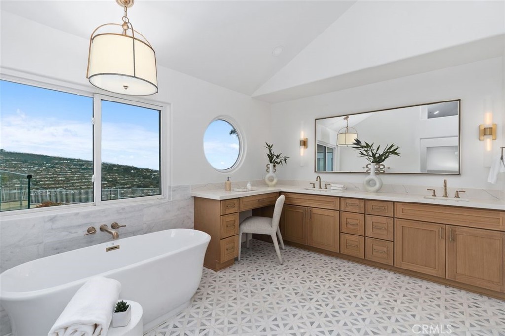Primary Bathroom - 2001 Via Aguila, San Clemente CA 92673 - photo 43