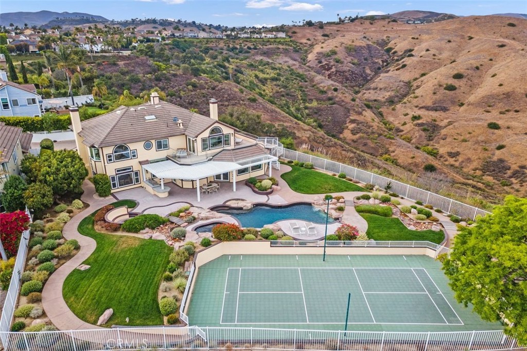 Your own private ocean view beach resort! - 2001 Via Aguila, San Clemente CA 92673 - photo 73