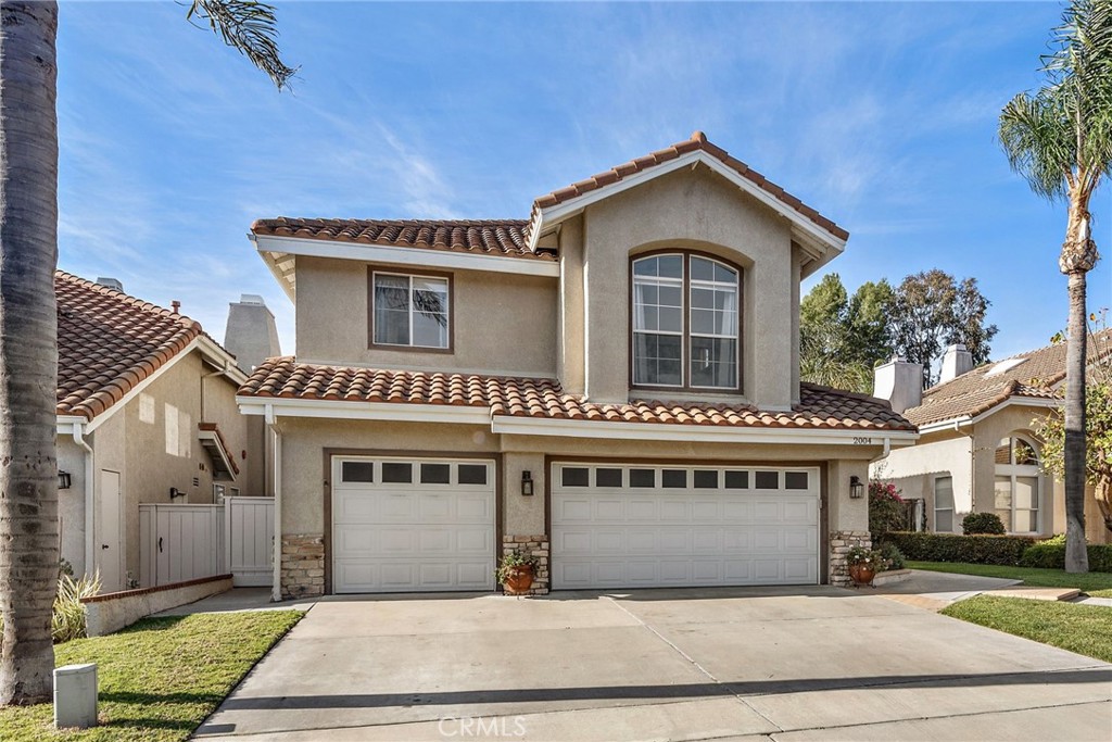 Three car garage, great storage space - 2004 Via Solona, San Clemente CA 92673 - photo 3