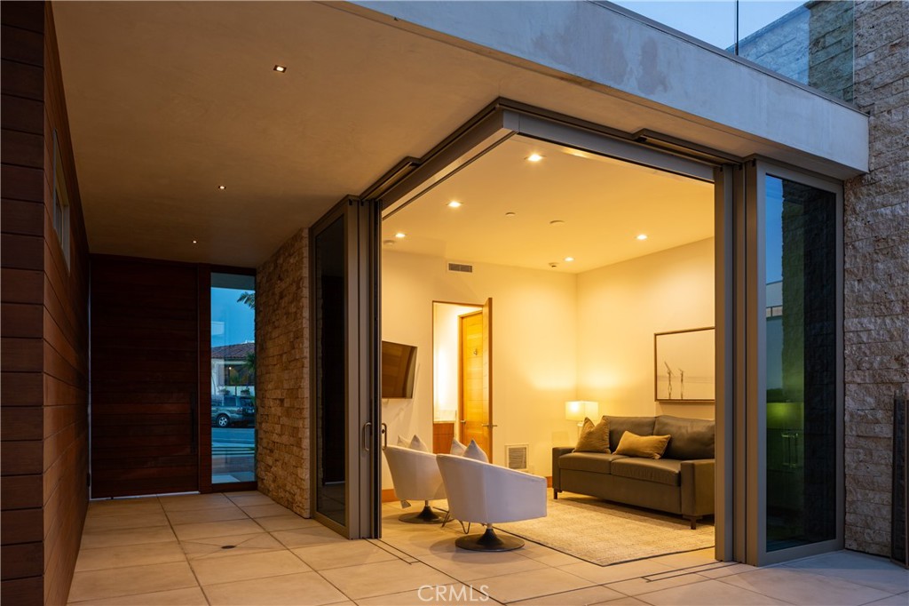 2010 Calle De Los Alamos, San Clemente CA 92672 - photo 5