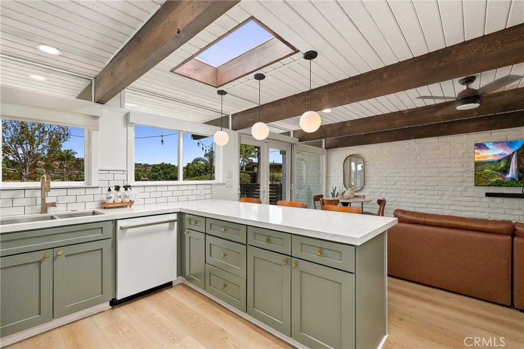 202 Del Gado Road, San Clemente CA 92672 - photo 11