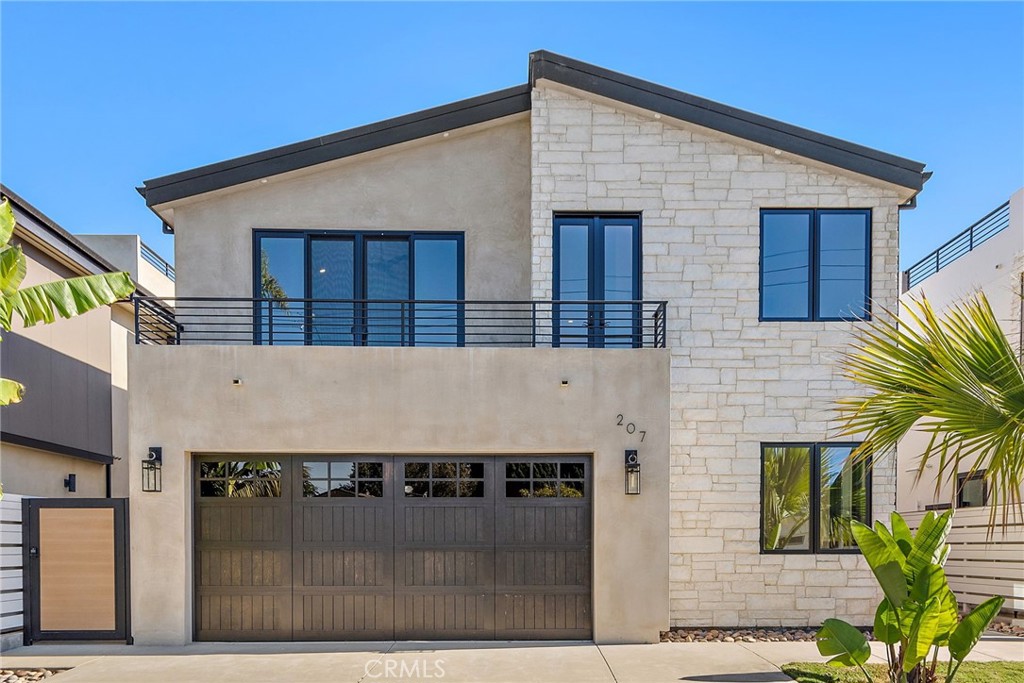 207 W Avenida San Antonio, San Clemente CA 92672 - photo 1