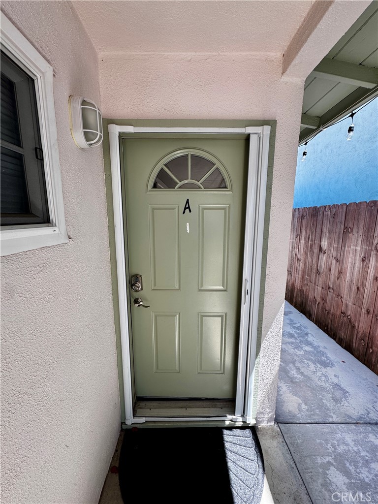 Downstairs Unit A with no steps. - 209 Avenida Serra A, San Clemente CA 92672 - photo 3