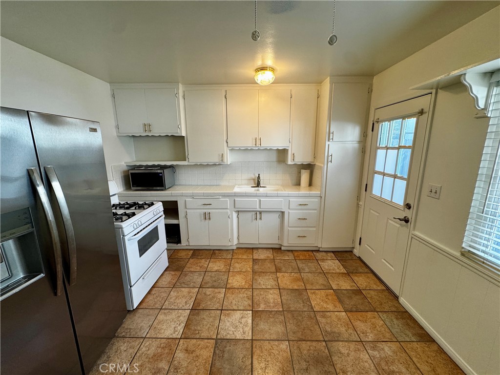209 Avenida Serra A, San Clemente CA 92672 - photo 30