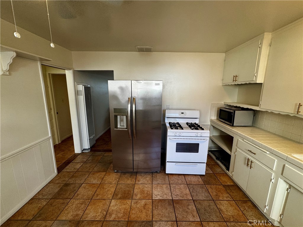 209 Avenida Serra A, San Clemente CA 92672 - photo 32