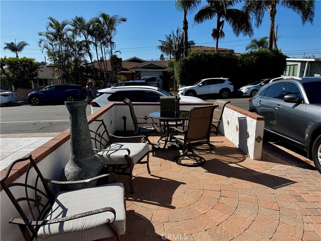 Sitting area. - 209 Avenida Serra A, San Clemente CA 92672 - photo 42