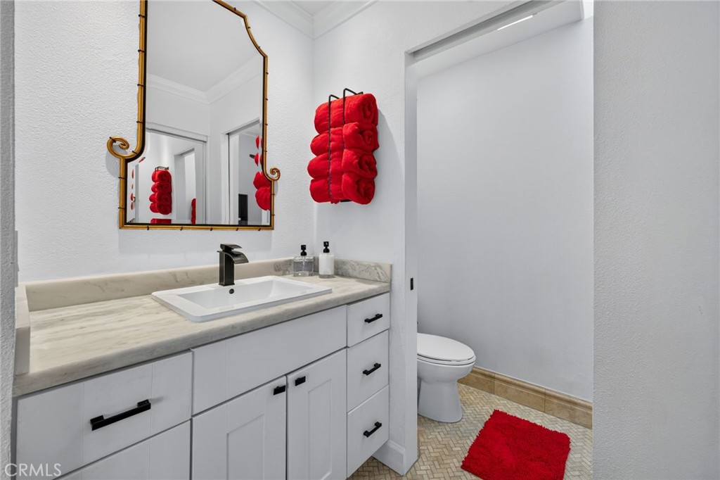 primary bathroom - 2127 Avenida Espada 210, San Clemente CA 92673 - photo 18