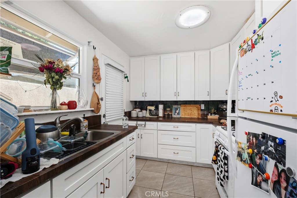 Unit 2 Kitchen has been remodeled - 213 Avenida Granada, San Clemente CA 92672 - photo 24