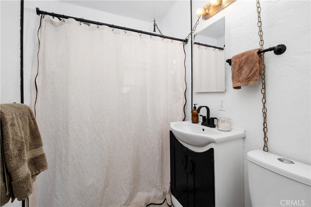 Unit 2 bath has been remodeled - 213 Avenida Granada, San Clemente CA 92672 - photo 27
