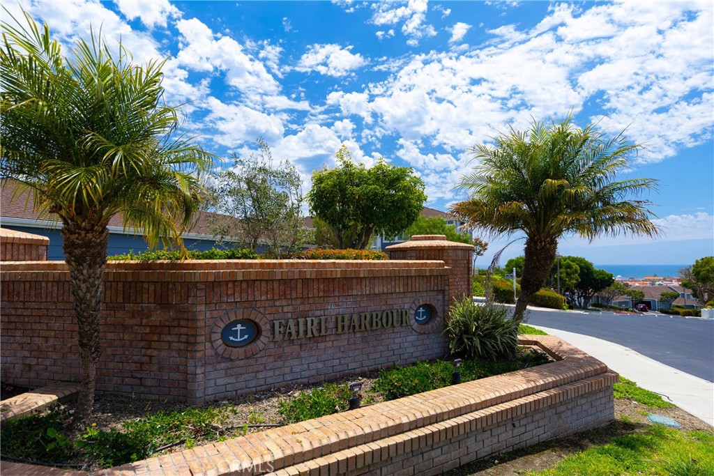 Faire Harbour Entrance - 2147 Calle Ola Verde, San Clemente CA 92673 - photo 26