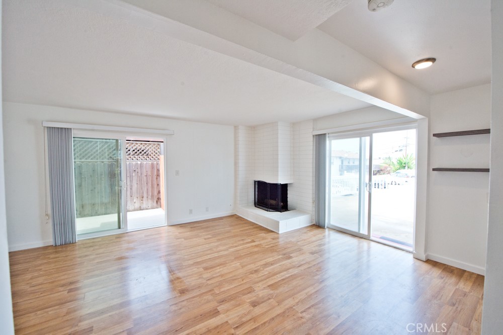 Unit 1 living room - 219 Avenida Granada, San Clemente CA 92672 - photo 1