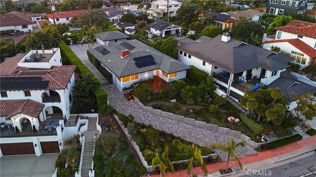 One block from the beach and trails - 220 W Paseo de Cristobal, San Clemente CA 92672 - photo 1
