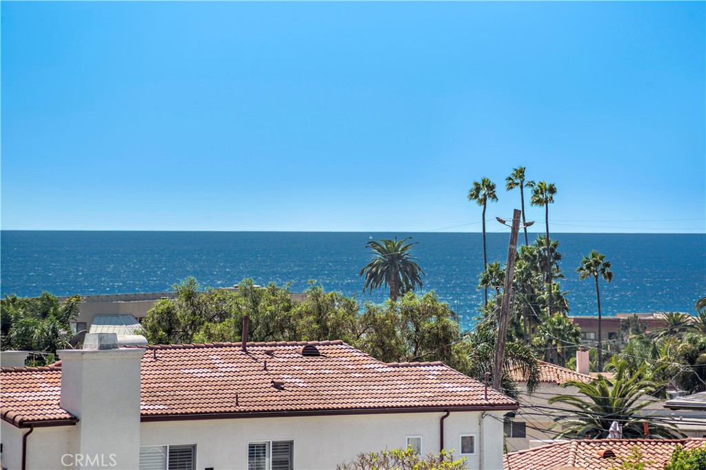 Panoramic Ocean Views - 223 Avenida Victoria, San Clemente CA 92672 - photo 3