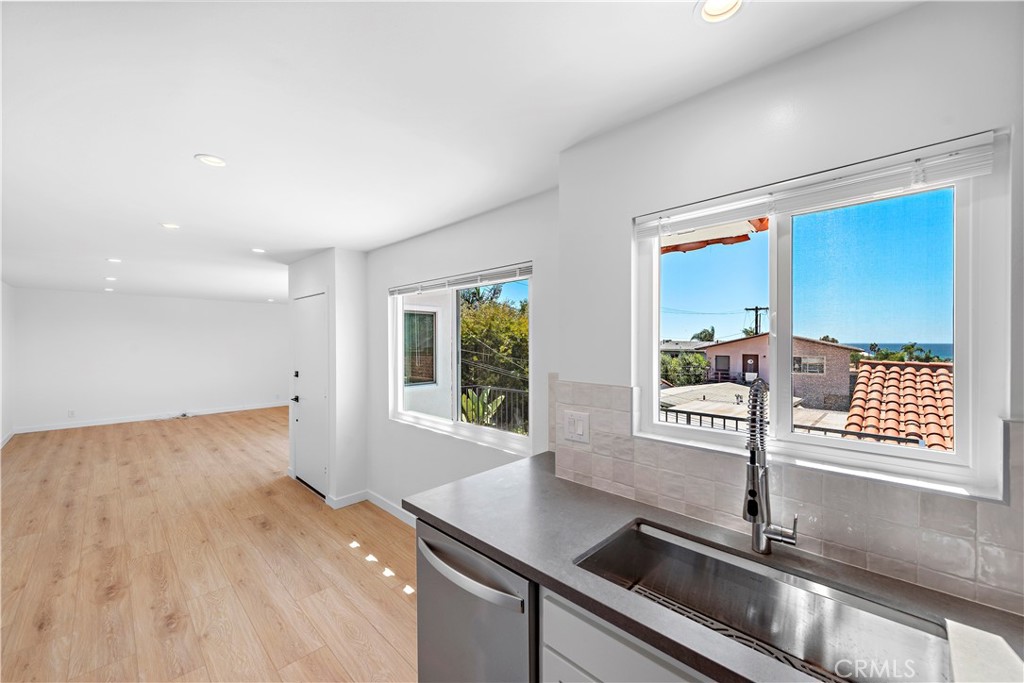 Unit #B kitchen - 223 Avenida Victoria, San Clemente CA 92672 - photo 22