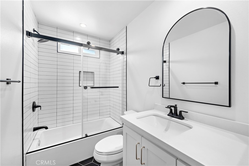 Unit #B Bathroom #1 - 223 Avenida Victoria, San Clemente CA 92672 - photo 24