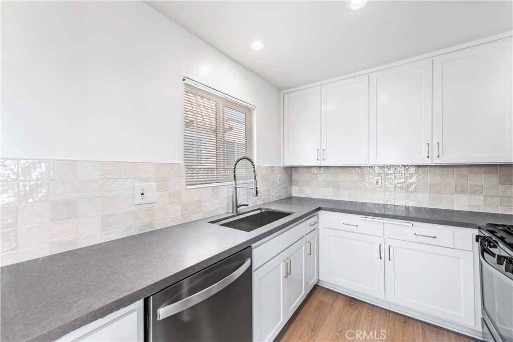 Unit #C kitchen - 223 Avenida Victoria, San Clemente CA 92672 - photo 31
