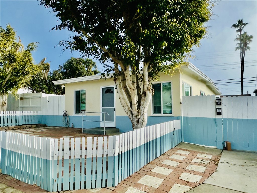 225 Avenida Miramar A, San Clemente CA 92672 - photo 1