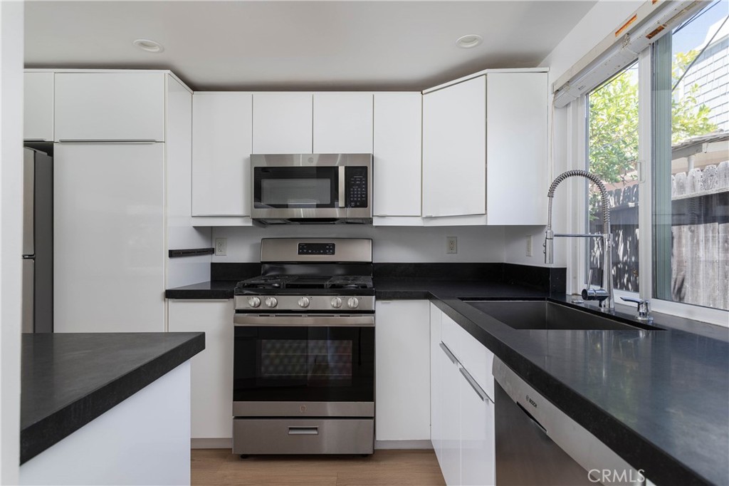 Unit B - 228 Avenida Pelayo, San Clemente CA 92672 - photo 22