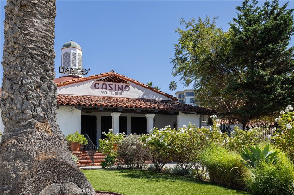 228 Avenida Pelayo, San Clemente CA 92672 - photo 41